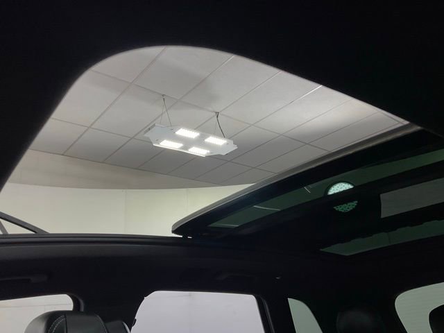 Used 2023 Audi SQ5 Prestige w/ Prestige Package image 19