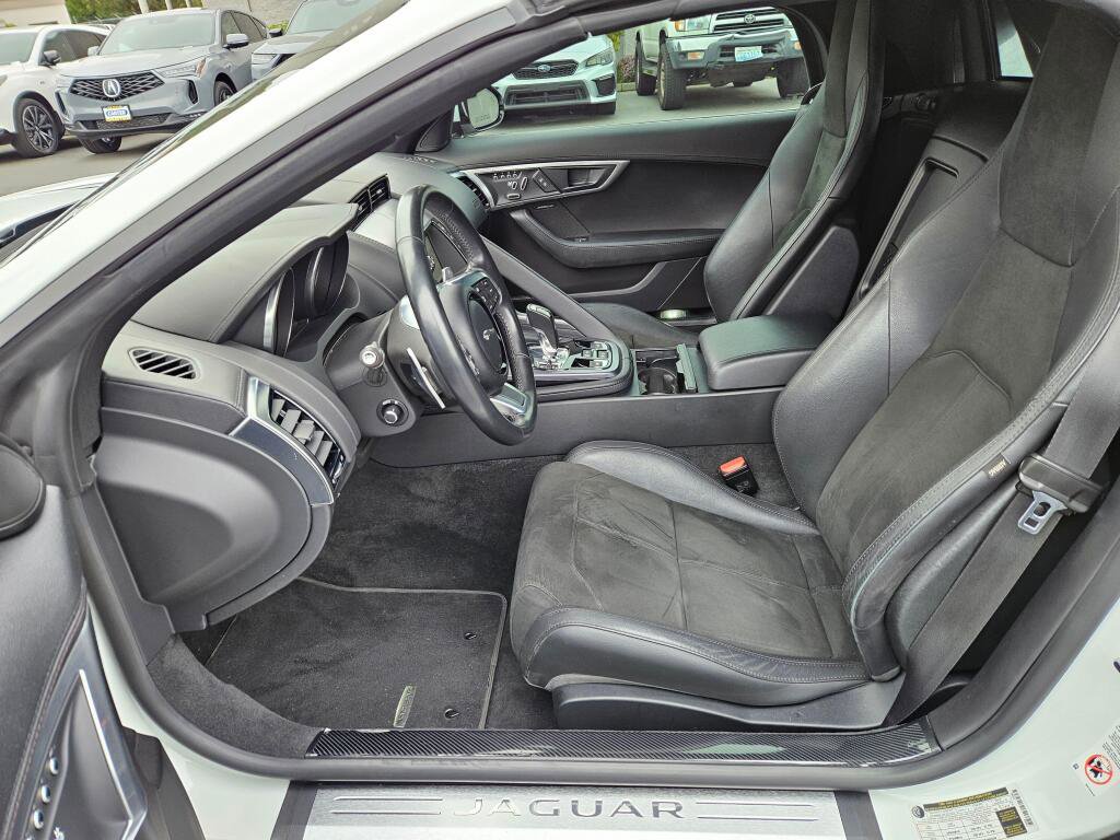 Used 2018 Jaguar F-TYPE Convertible RWD image 18