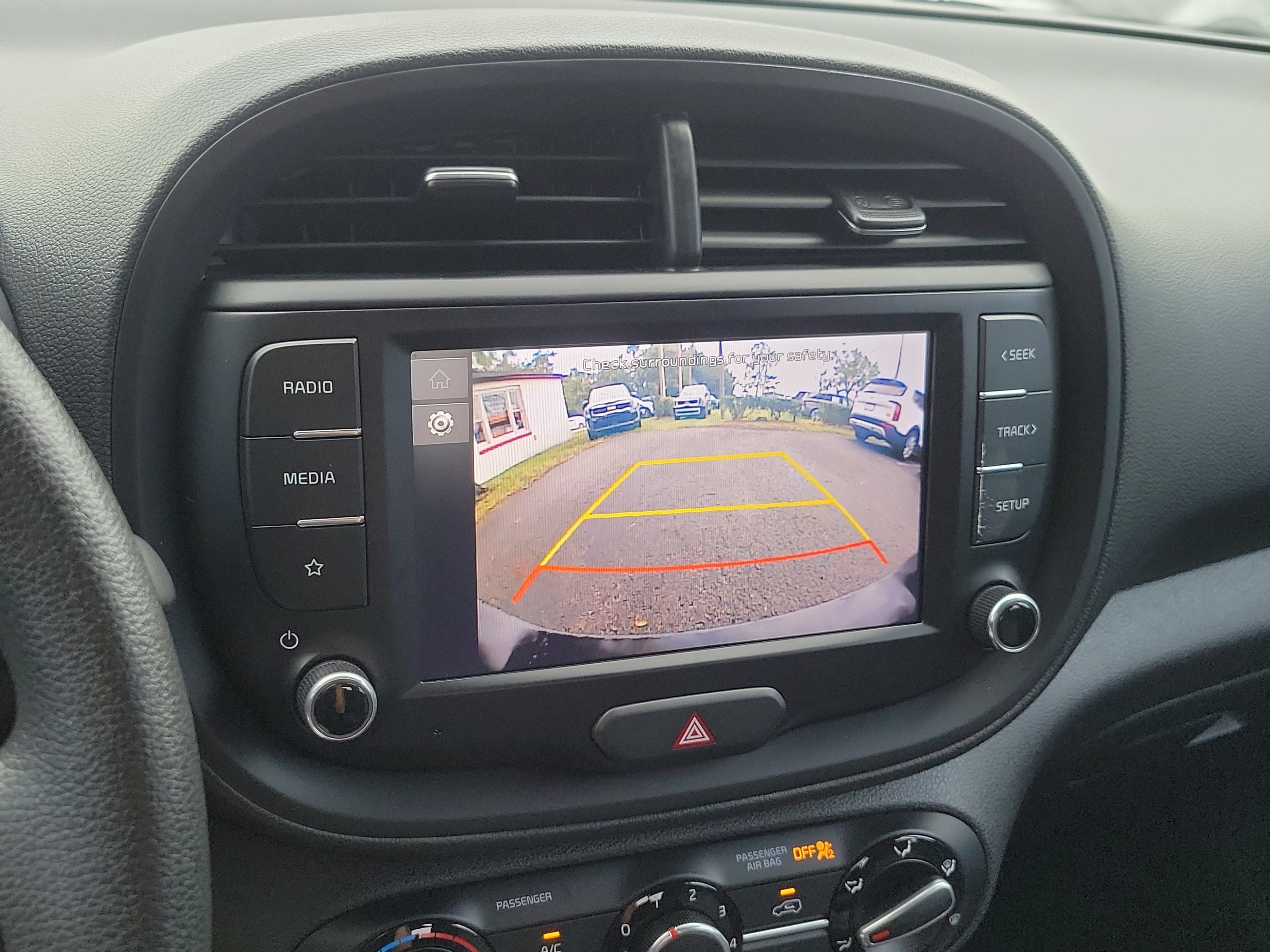 Certified 2022 Kia Soul LX FWD image 32