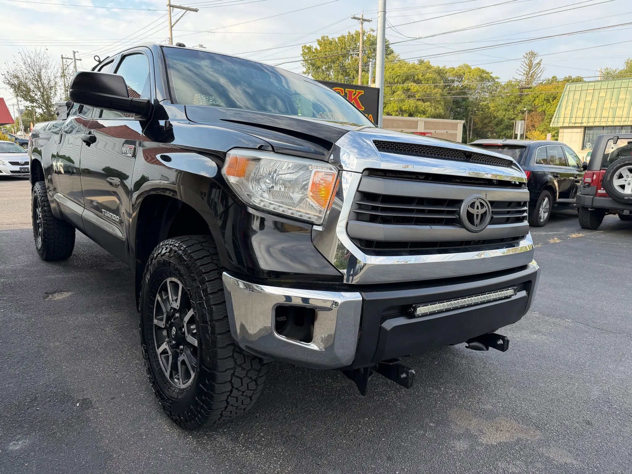 Used 2014 Toyota Tundra SR5 image 8