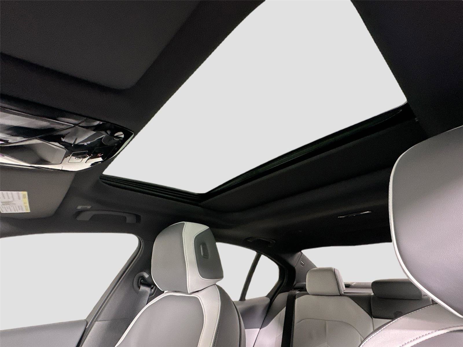 New 2026 BMW i5 eDrive40 w/ M Sport Package RWD image 22