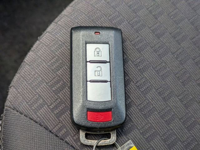 Used 2020 Mitsubishi Mirage SE image 30