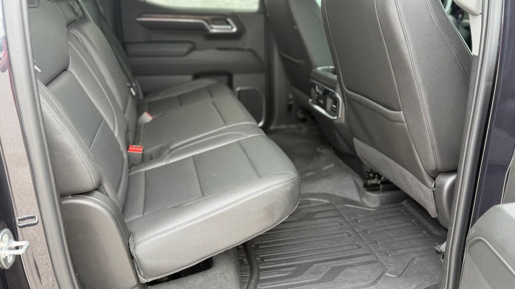 Used 2024 GMC Sierra 1500 SLT w/ SLT Premium Plus Package AWD/4WD image 12