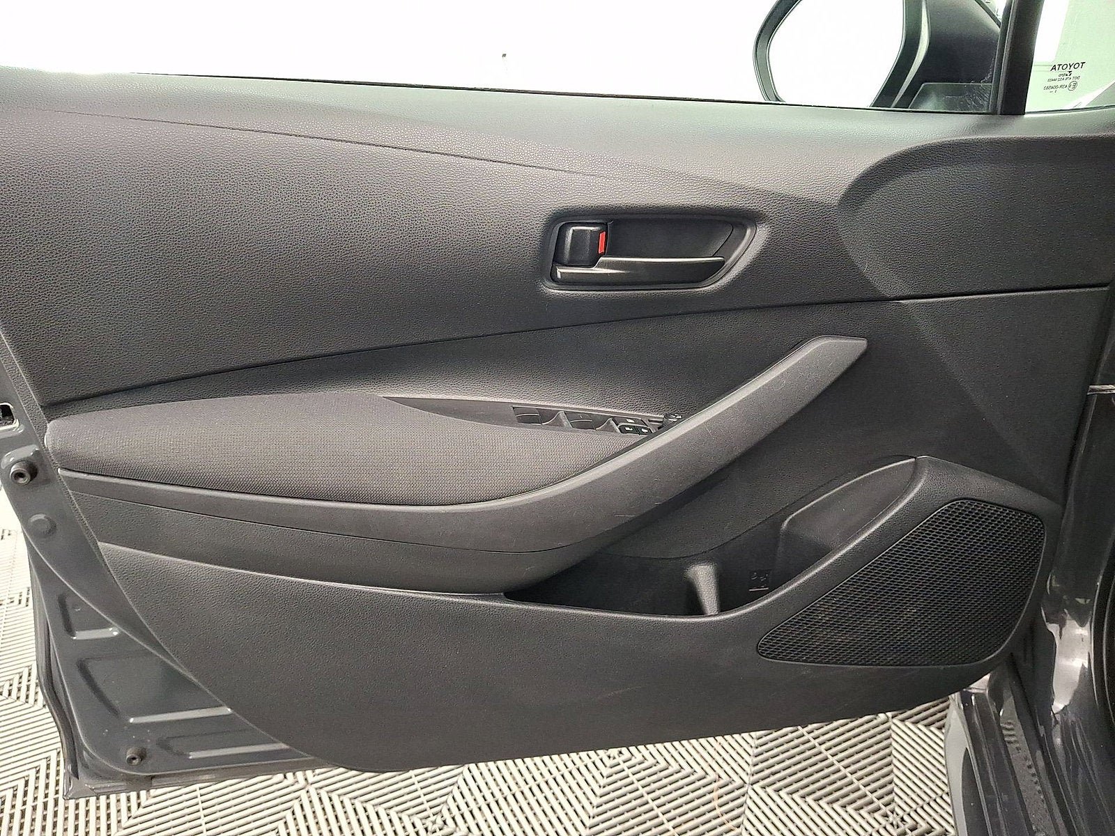 Certified 2024 Toyota Corolla LE FWD image 2