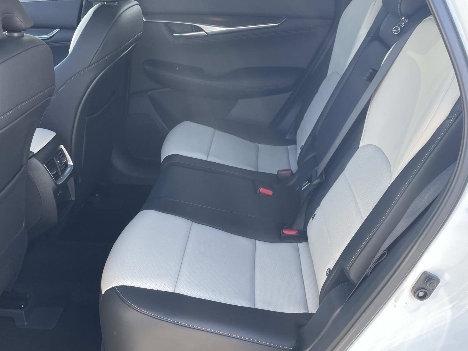 Certified 2025 INFINITI QX55 Luxe w/ Cargo Package image 10