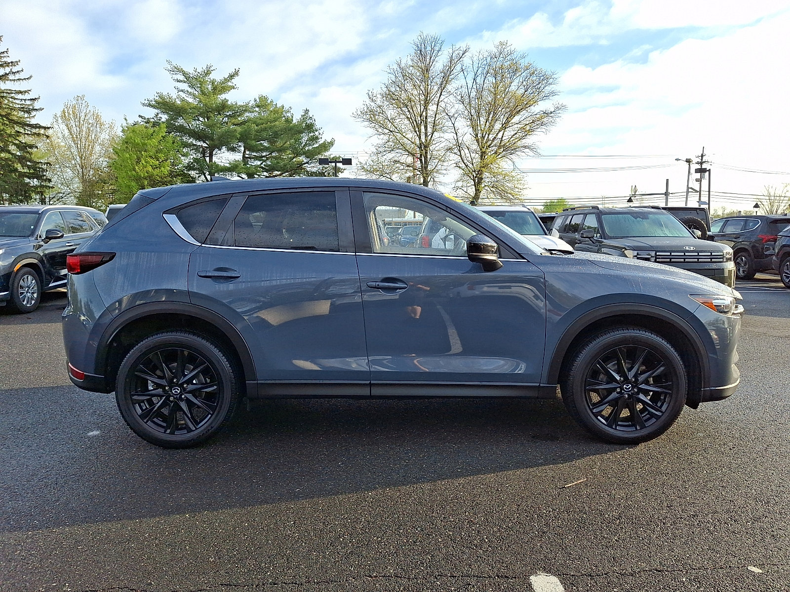 Used 2021 MAZDA CX-5 Carbon Edition image 4