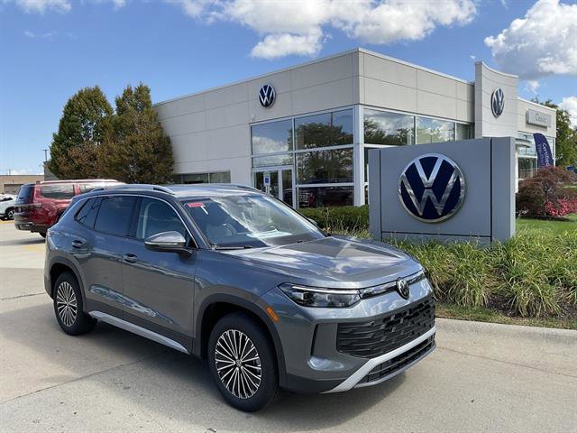 New 2025 Volkswagen Tiguan S
