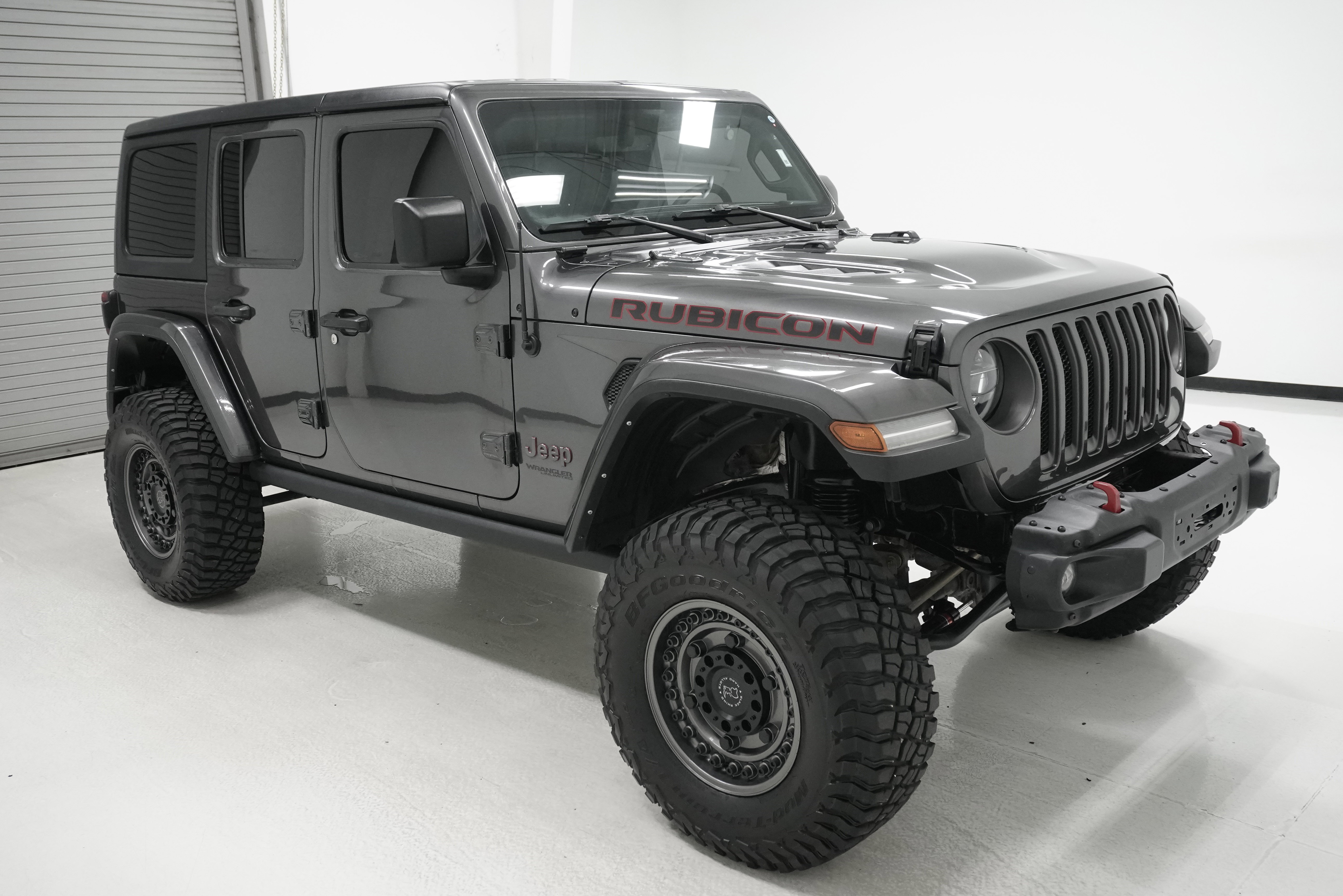Used 2021 Jeep Wrangler Unlimited Rubicon AWD/4WD image 3