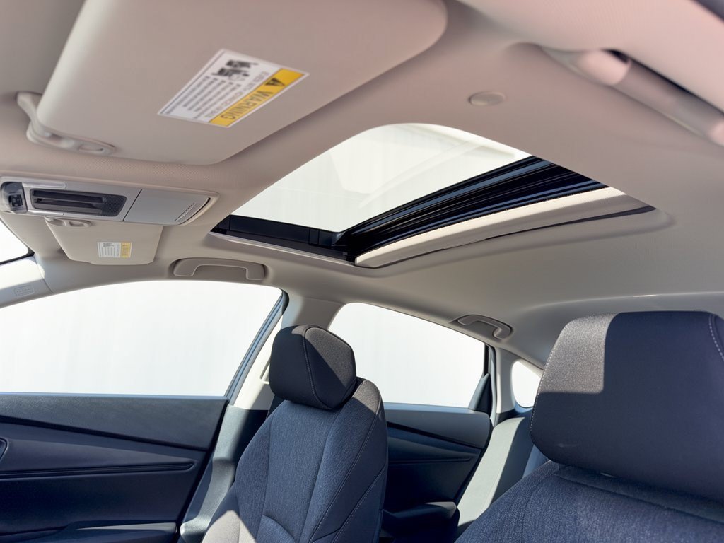 Used 2025 Honda Accord SE image 27