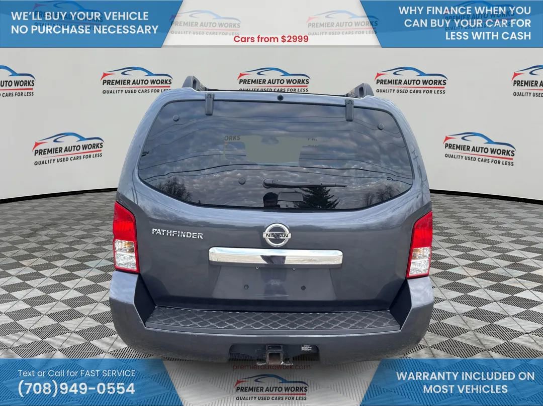 Used 2011 Nissan Pathfinder S image 4