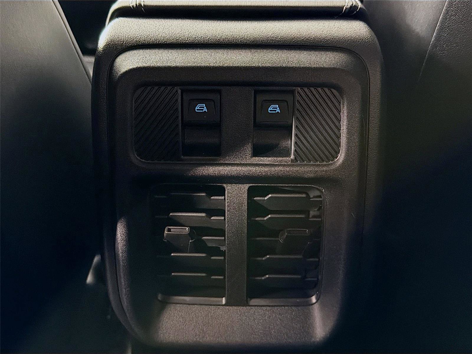 New 2025 Ford Bronco Badlands image 25