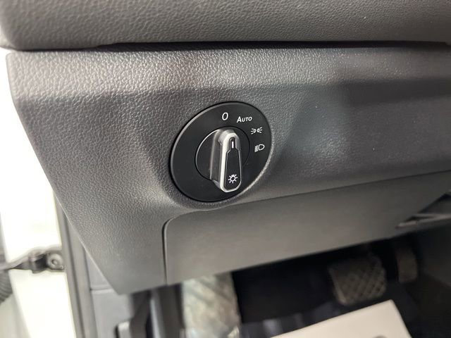 Used 2025 Volkswagen Jetta S image 29