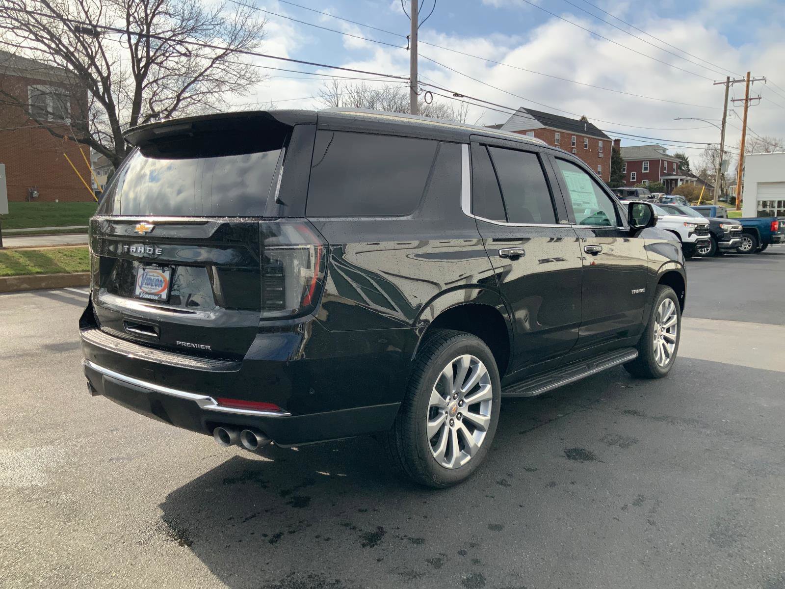 New 2026 Chevrolet Tahoe Premier w/ Sun And Tow Package AWD/4WD image 6
