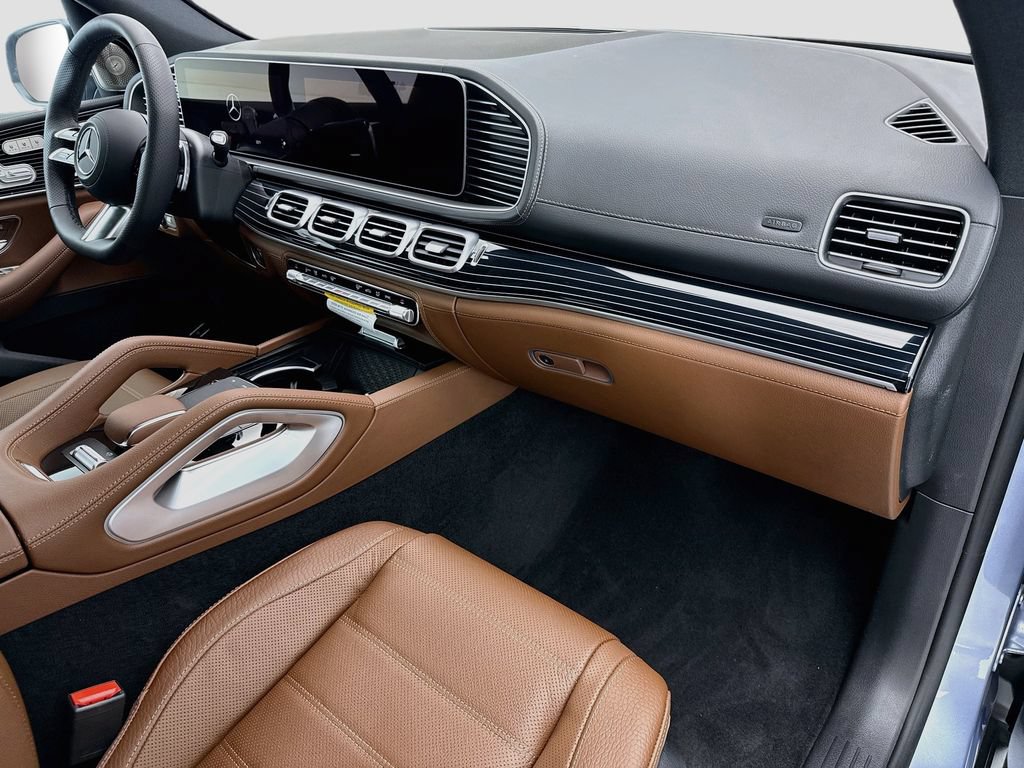 New 2026 Mercedes-Benz GLS 450 4MATIC image 16