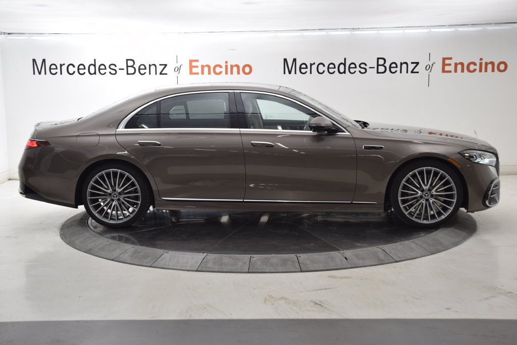 New 2027 Mercedes-Benz S 580 4MATIC Sedan image 7