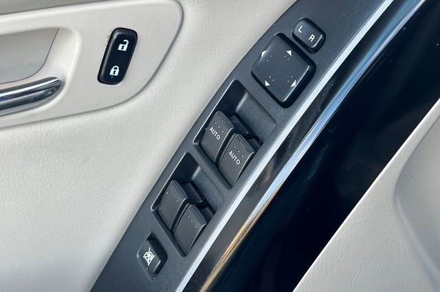 Used 2012 MAZDA CX-9 Touring w/ Moonroof & Bose Audio Pkg image 12