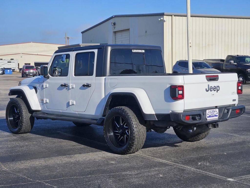 Used 2020 Jeep Gladiator Overland video 4