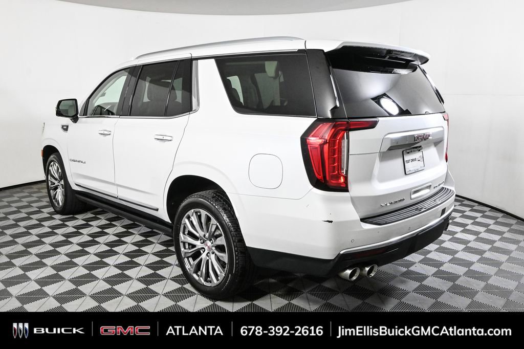 Used 2021 GMC Yukon Denali w/ Denali Premium Package image 3