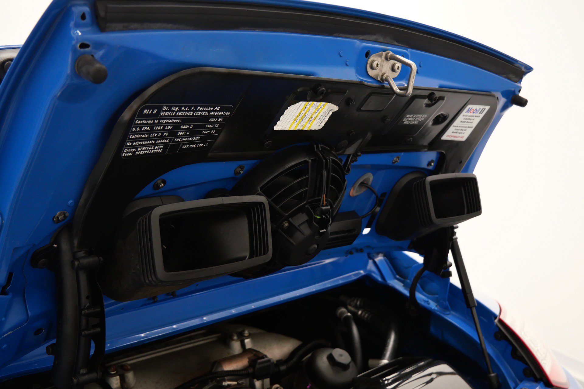 Used 2011 Porsche 911 Speedster RWD image 57