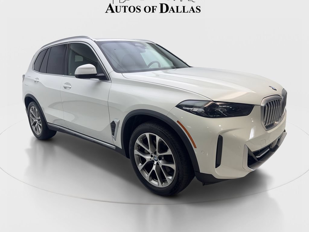 Used 2024 BMW X5 xDrive40i w/ Parking Assistance Package AWD/4WD image 4