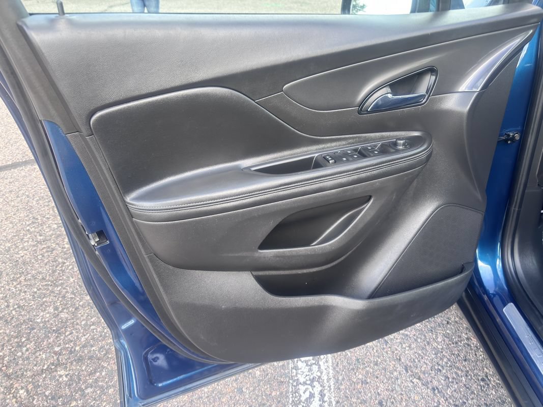 Used 2019 Buick Encore Sport Touring w/ Safety Package AWD/4WD image 10