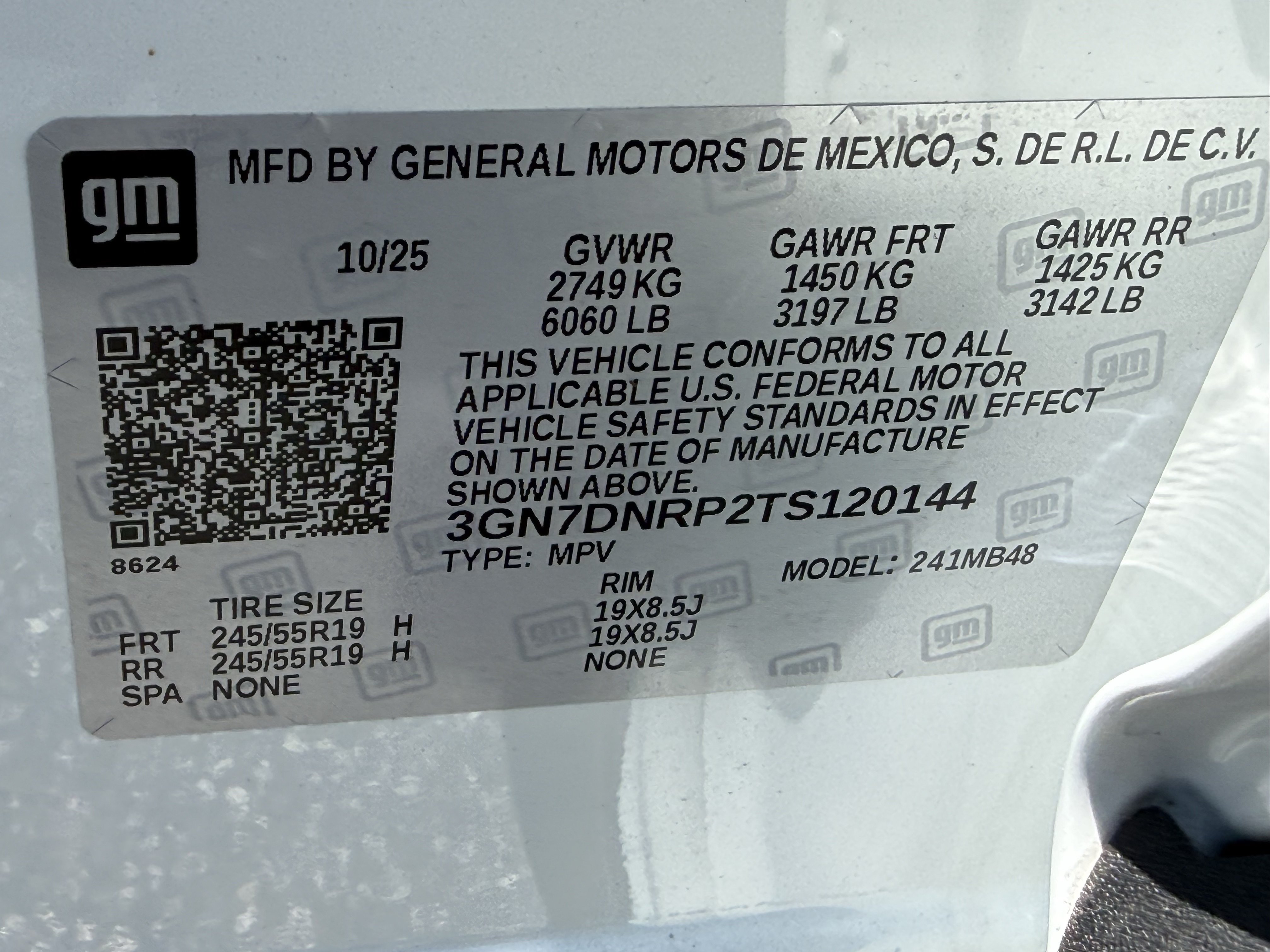 New 2026 Chevrolet Equinox EV LT FWD image 31
