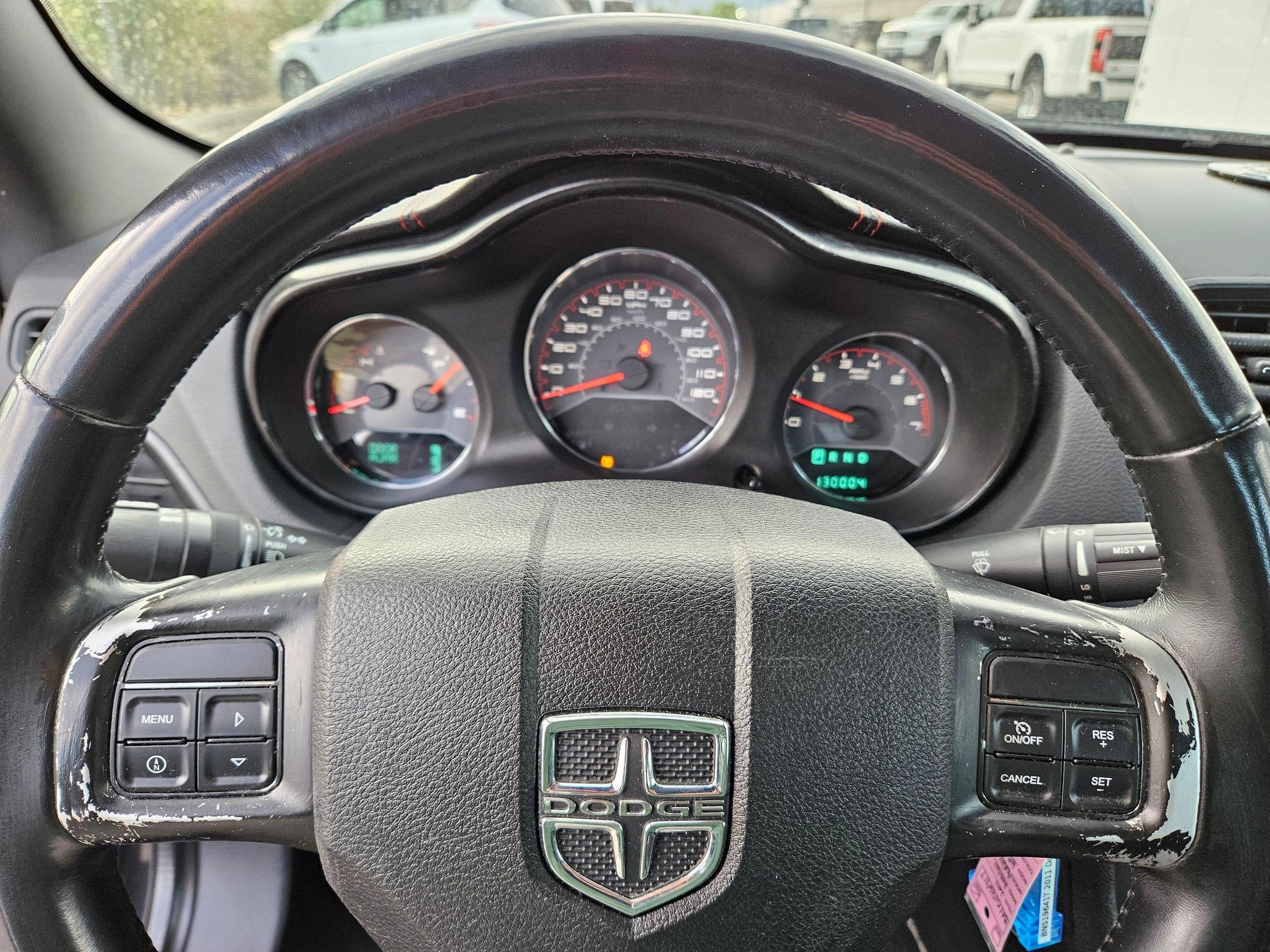 Used 2011 Dodge Avenger Heat FWD image 22