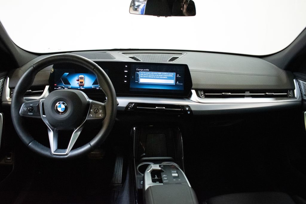 Certified 2025 BMW X2 xDrive28i w/ Premium Package AWD/4WD image 11
