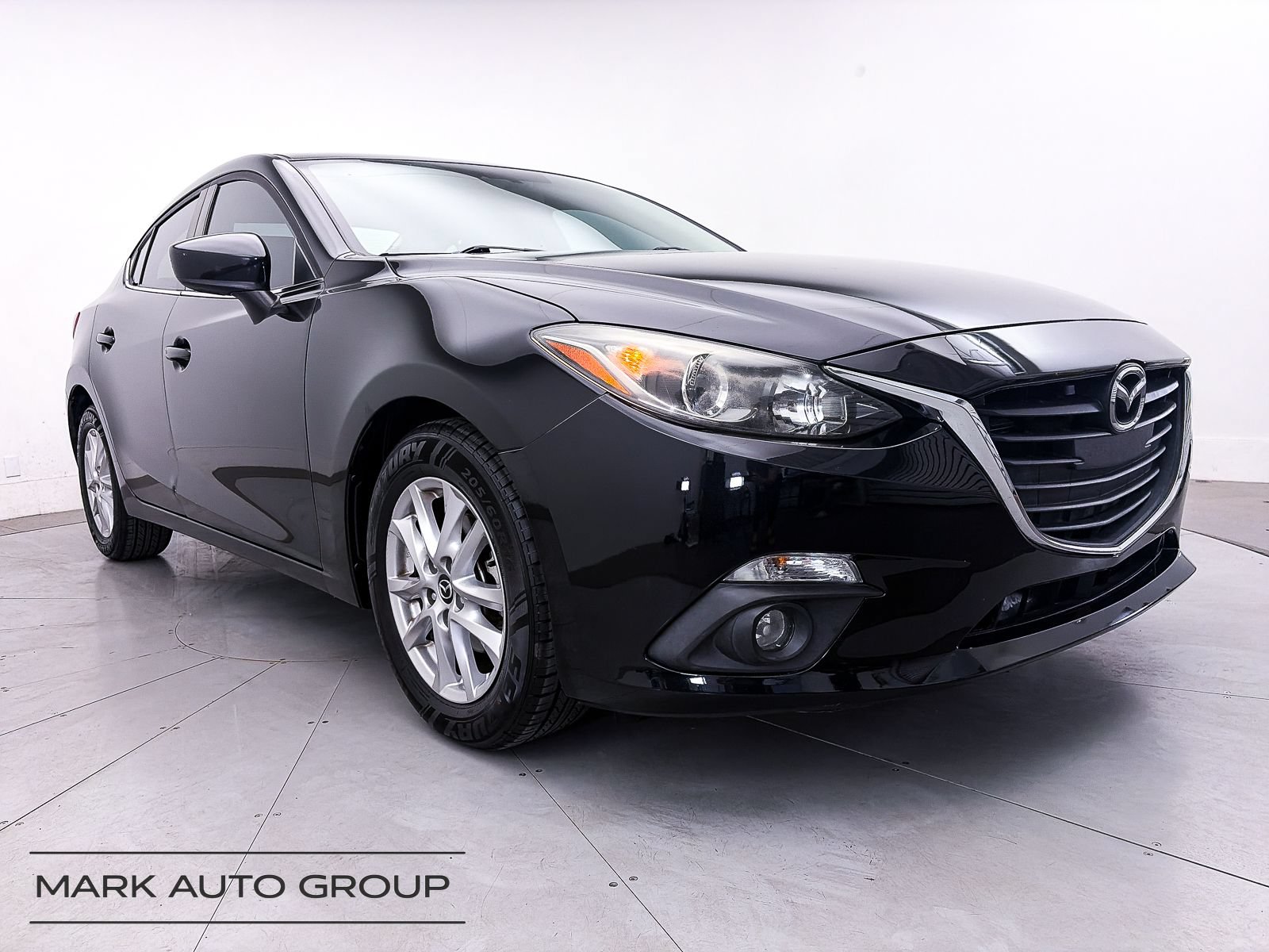 Used 2016 MAZDA MAZDA3 i Touring