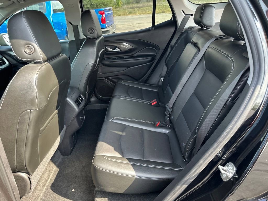 Used 2024 GMC Terrain SLT image 26