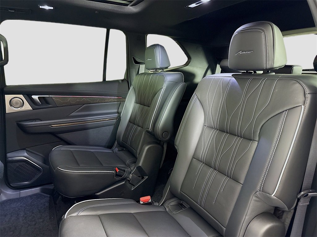 New 2026 Buick Enclave Avenir image 25
