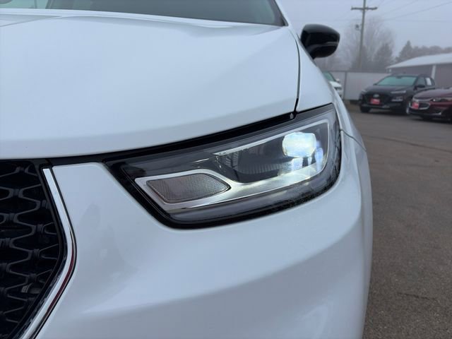 Used 2024 Chrysler Pacifica Touring-L FWD image 18