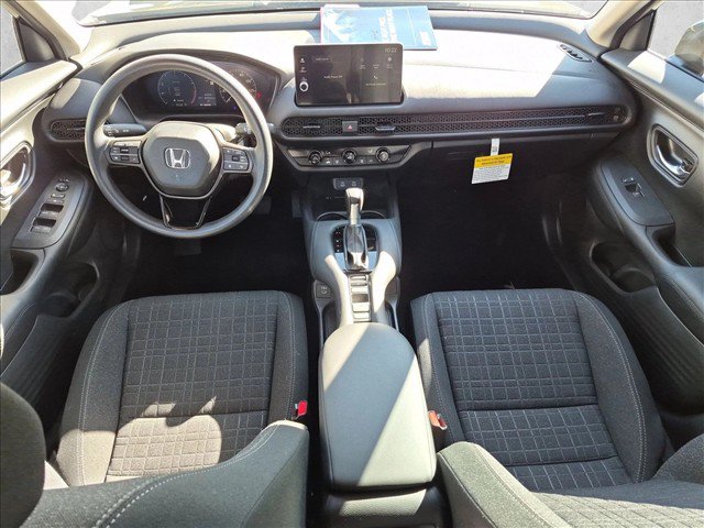 Certified 2027 Honda HR-V LX image 17