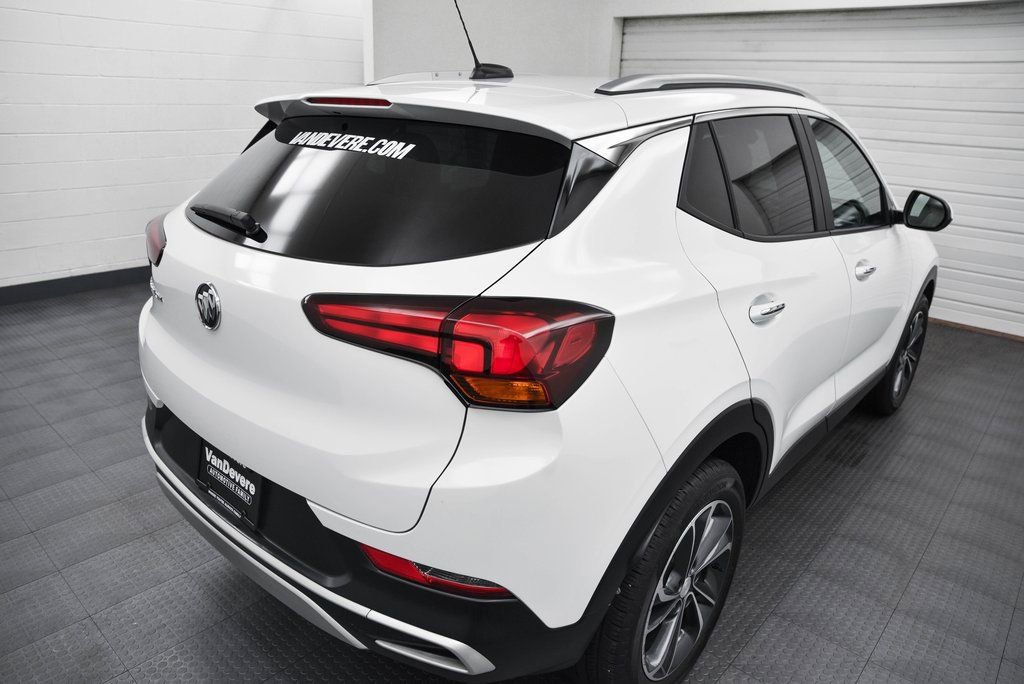 Used 2023 Buick Encore GX Select image 9