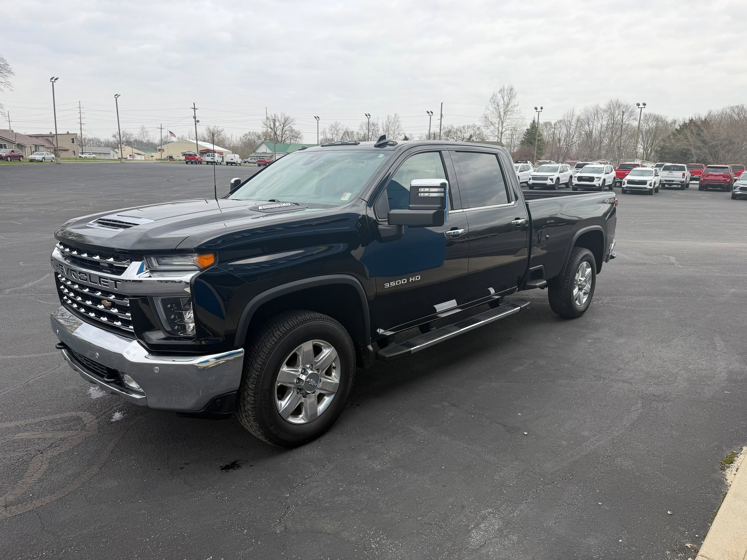 Used 2020 Chevrolet Silverado 3500 LTZ w/ LTZ Plus Package AWD/4WD image 12