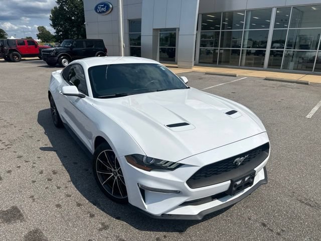 Used 2018 Ford Mustang Coupe w/ Equipment Group 101A RWD image 6