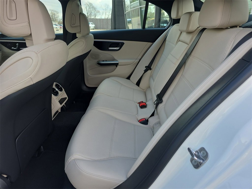 New 2026 Mercedes-Benz C 300 4MATIC Sedan image 12