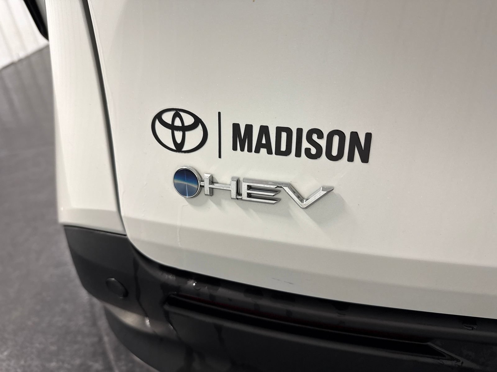 Used 2025 Toyota Sienna XLE FWD image 57