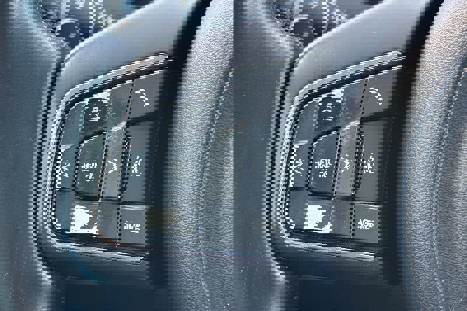 Used 2017 Jaguar F-PACE Prestige image 27