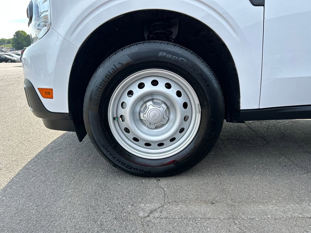 Used 2024 Ford Maverick XL image 29