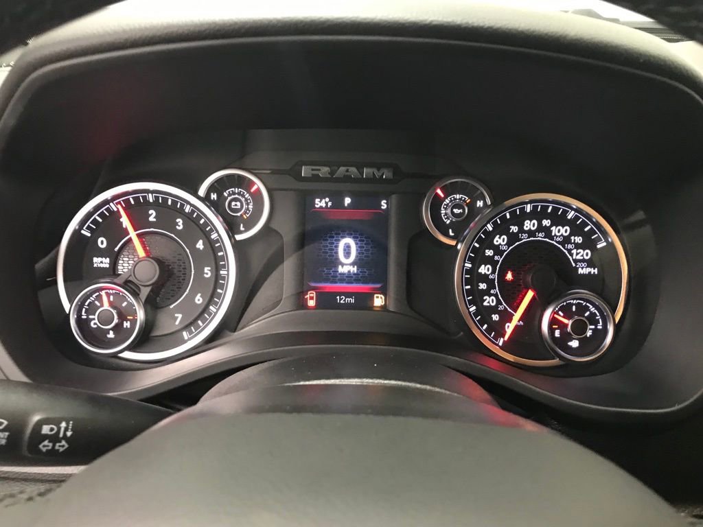 New 2026 RAM 1500 4x4 Crew Cab image 18