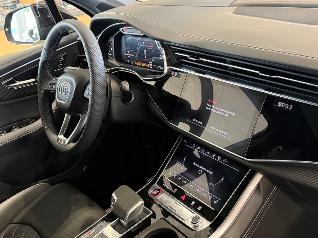 New 2026 Audi SQ7 Prestige AWD/4WD image 6