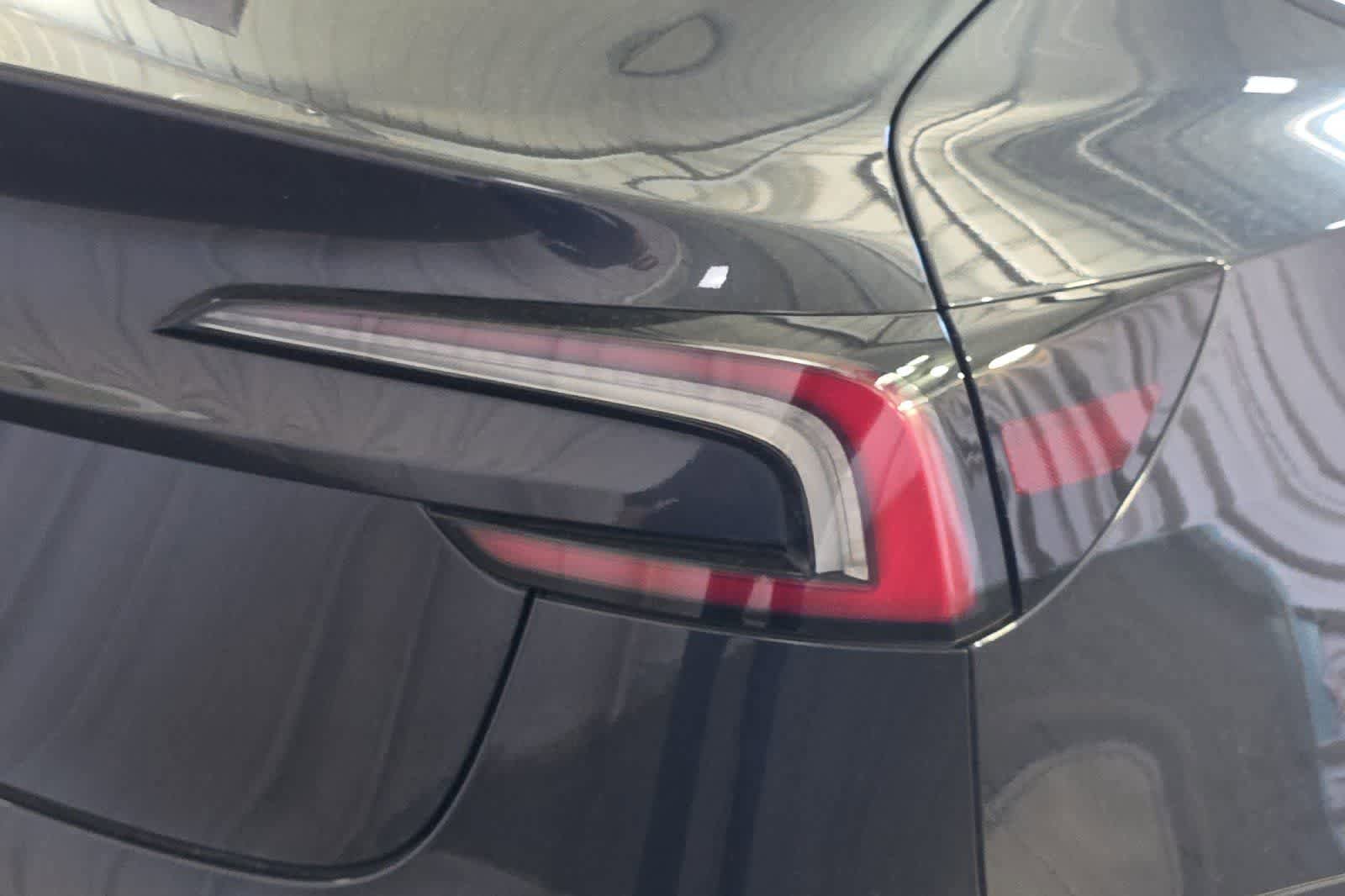 Used 2025 Tesla Model 3 Long Range RWD image 13