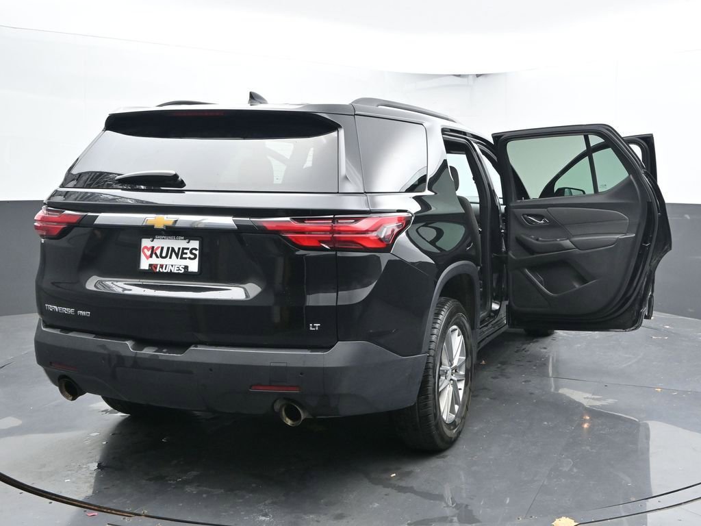 Used 2023 Chevrolet Traverse LT image 54
