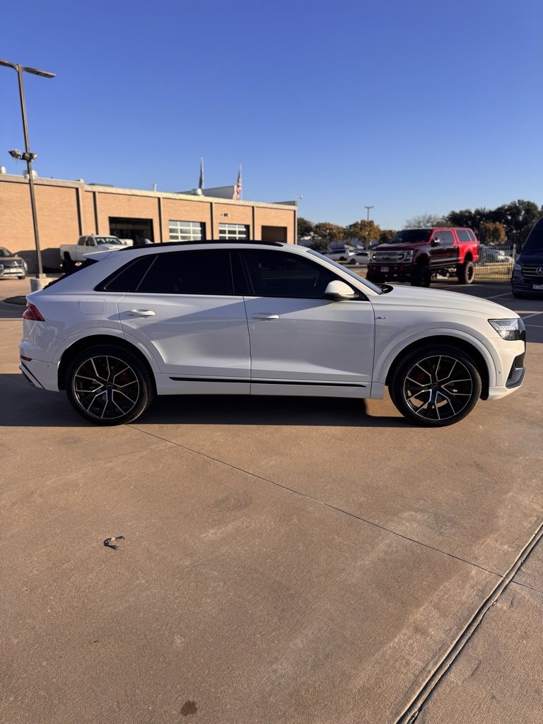 Used 2019 Audi Q8 Prestige image 9