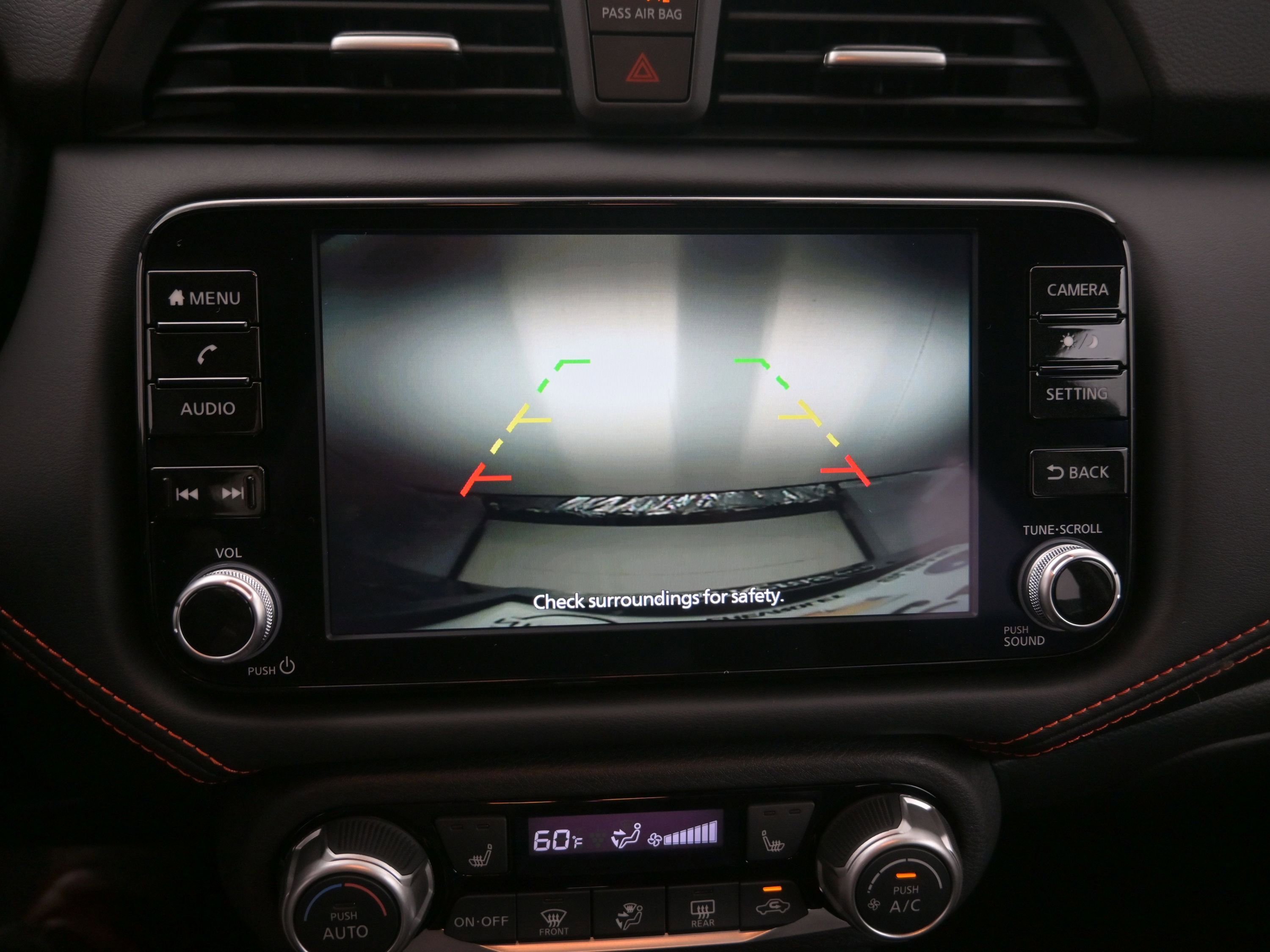 New 2025 Nissan Versa SR image 15