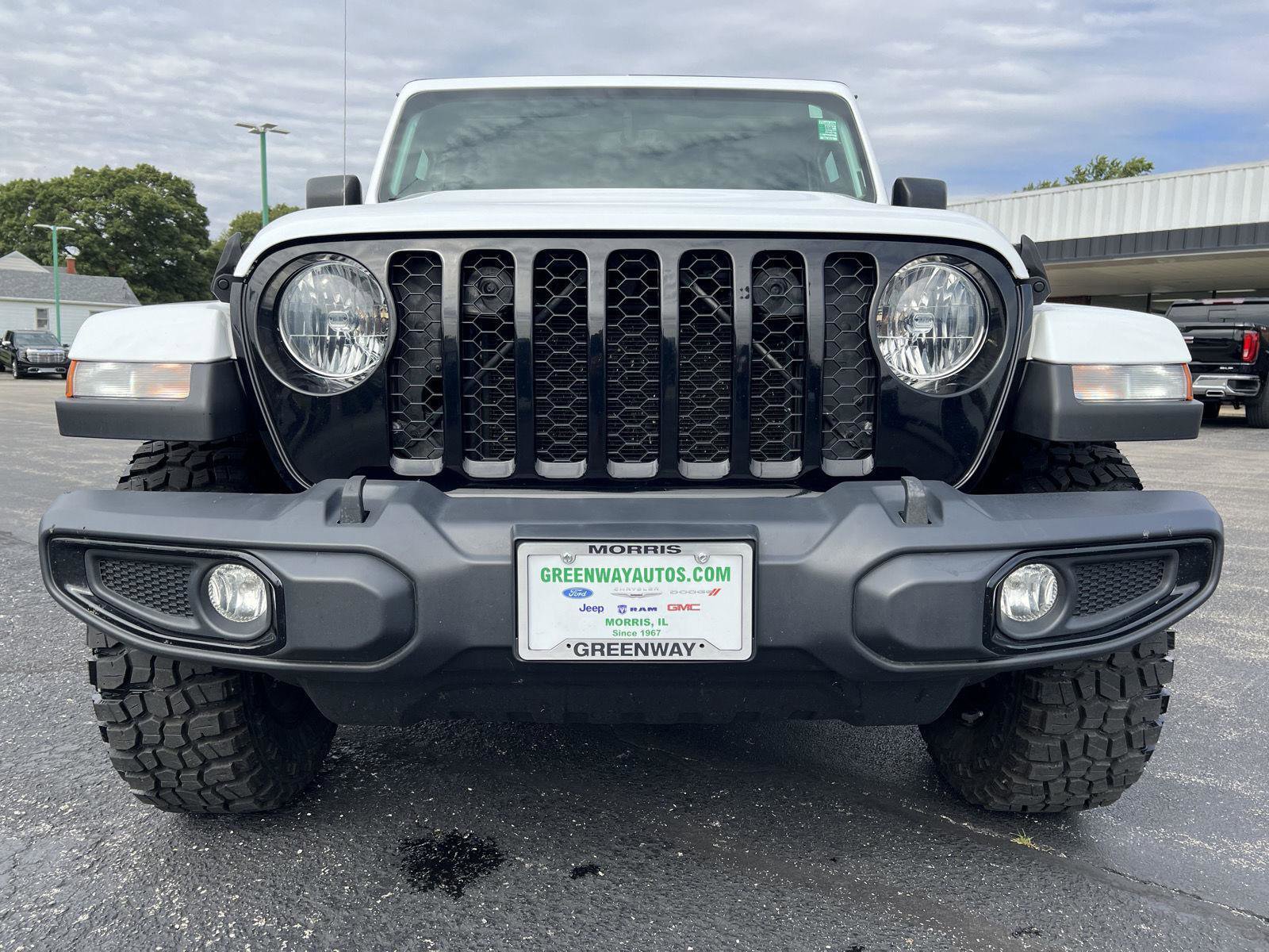 Used 2021 Jeep Gladiator Willys image 15