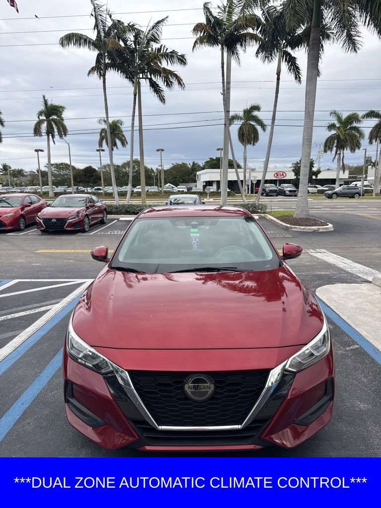 Used 2021 Nissan Sentra SV image 3