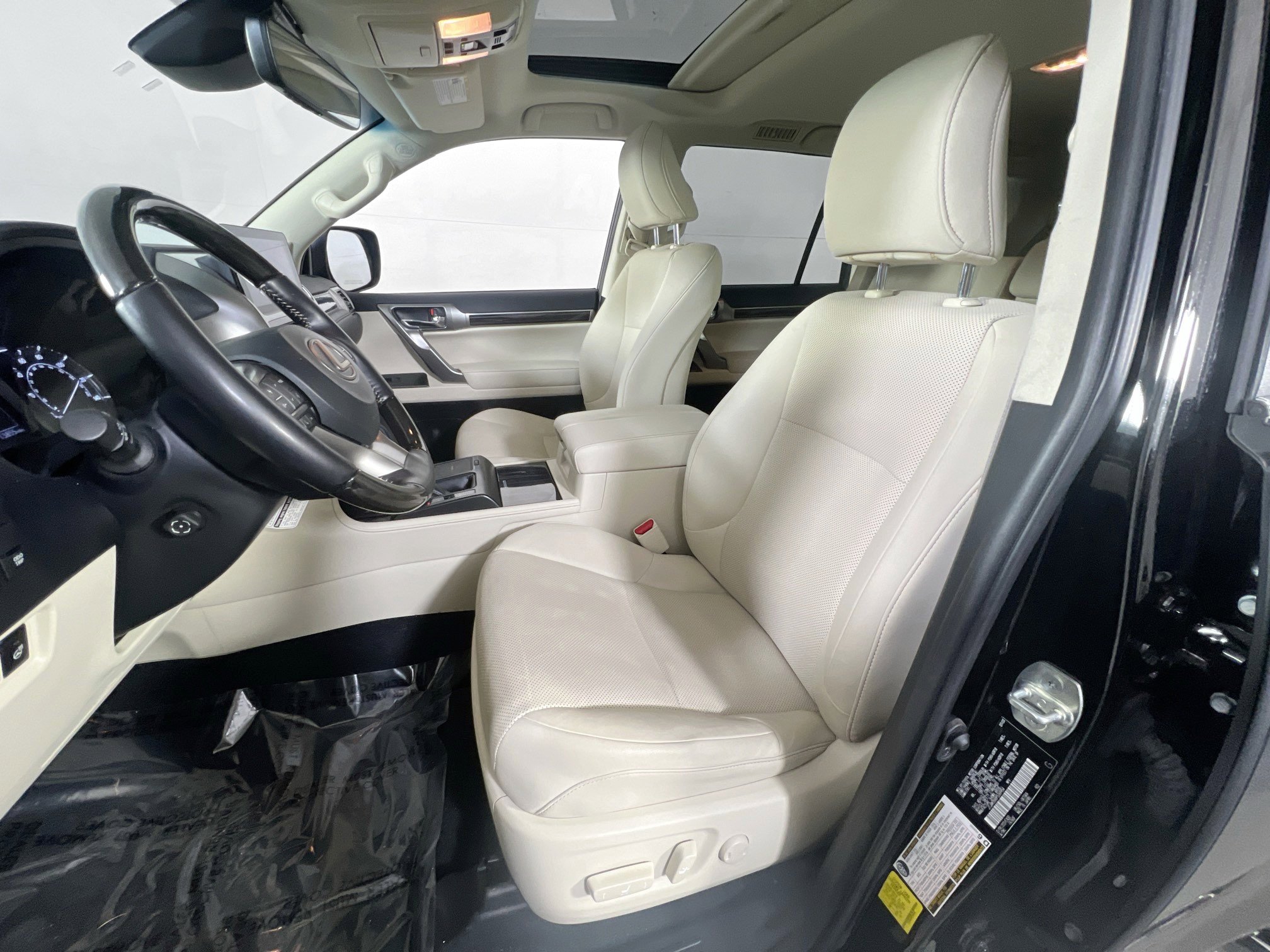 Used 2023 Lexus GX 460 Premium w/ Premium Package image 21