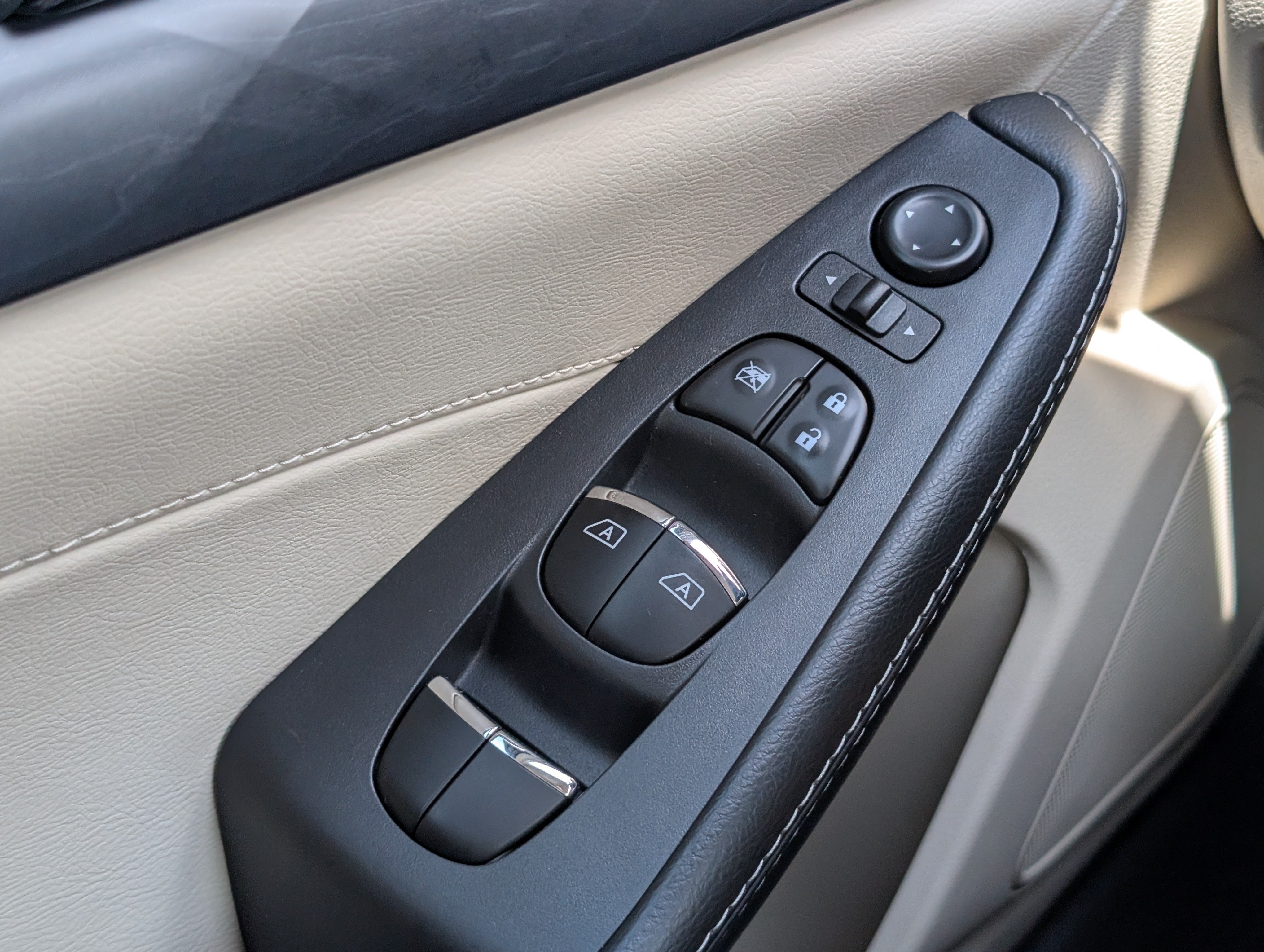 Used 2021 Nissan Maxima Platinum w/ Sport Mat Group FWD image 24